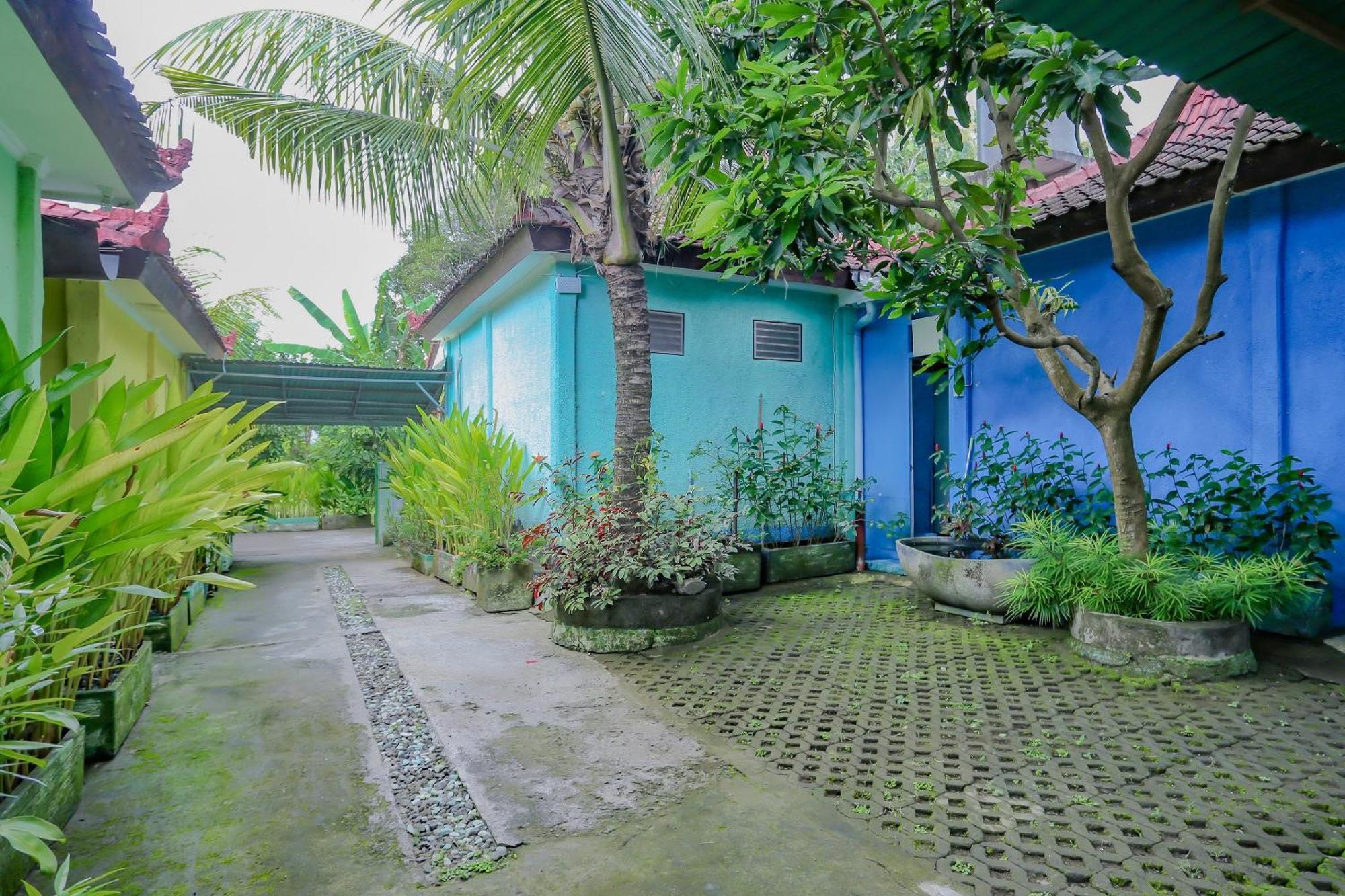 Oyo Life 90301 Hidden Village Uluwatu Jimbaran  Exterior photo